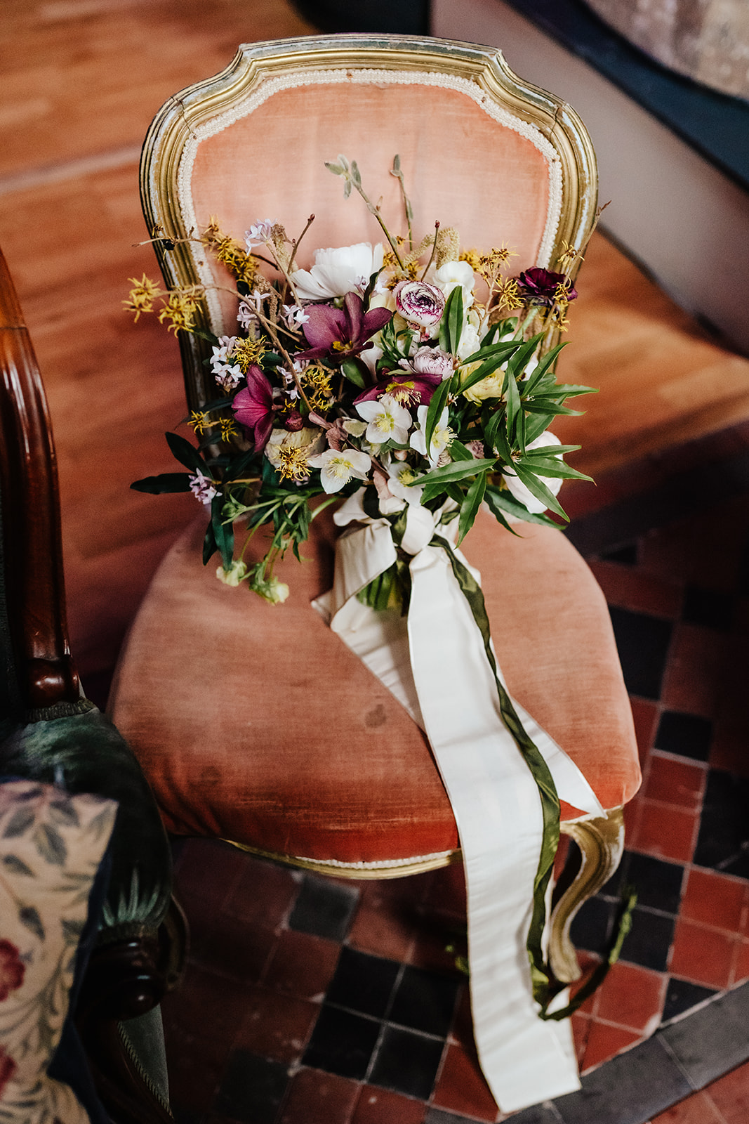 photo of bouquet on chair