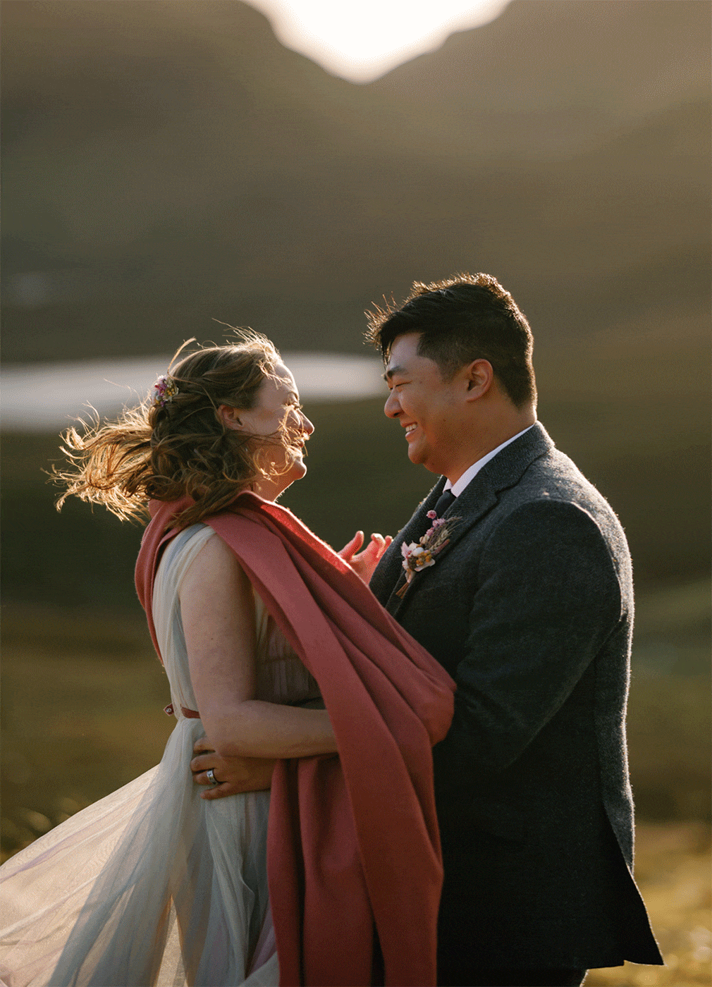 Mellie and Andrew shared an intimate moment during their Isle of Skye elopement