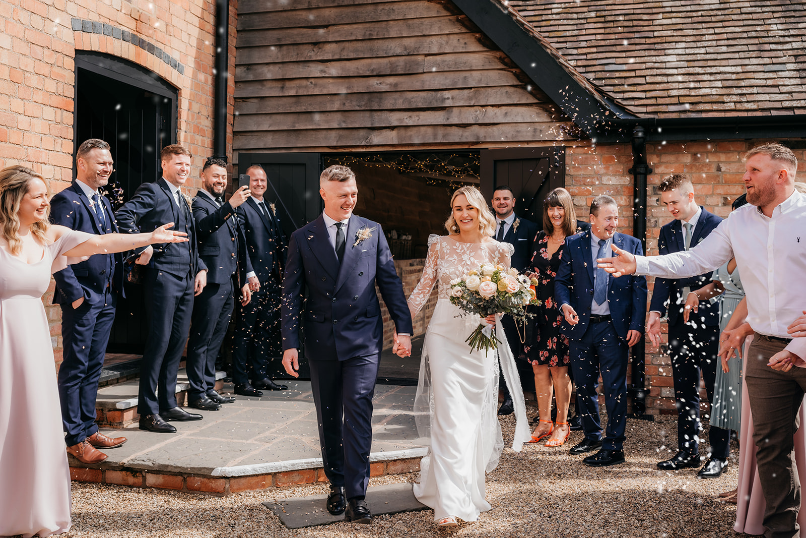 confetti wedding photography at Barns & Yard