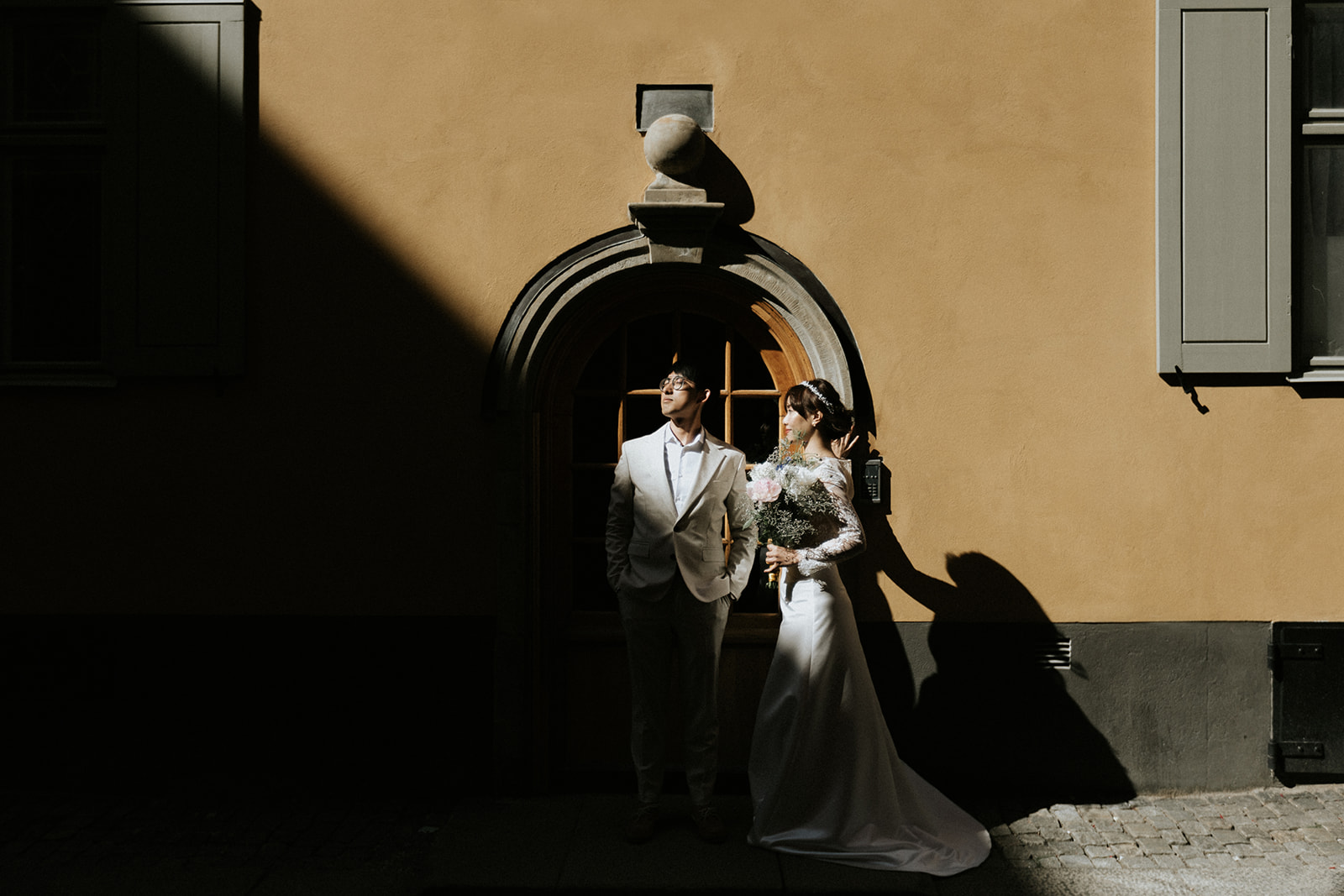 Best locations for a pre-wedding shoot in Gamla Stan's Old Town