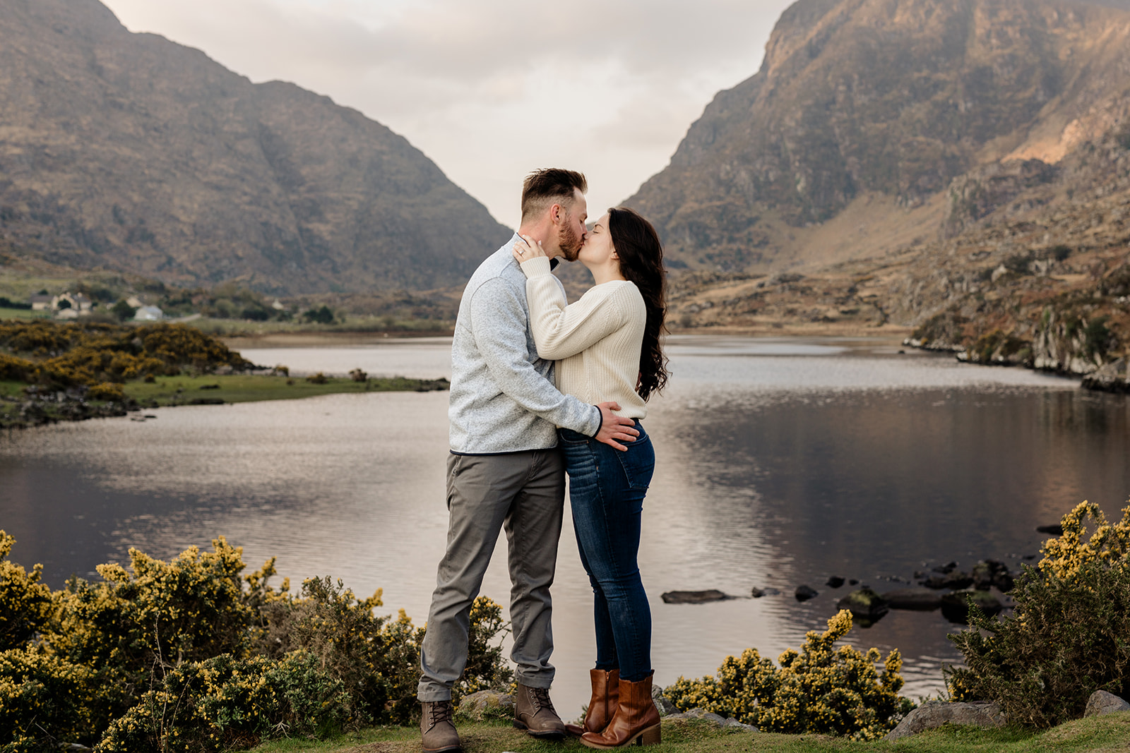 Gap of Dunloe wedding photography, elopement photographer Killarney, Killarney National Park