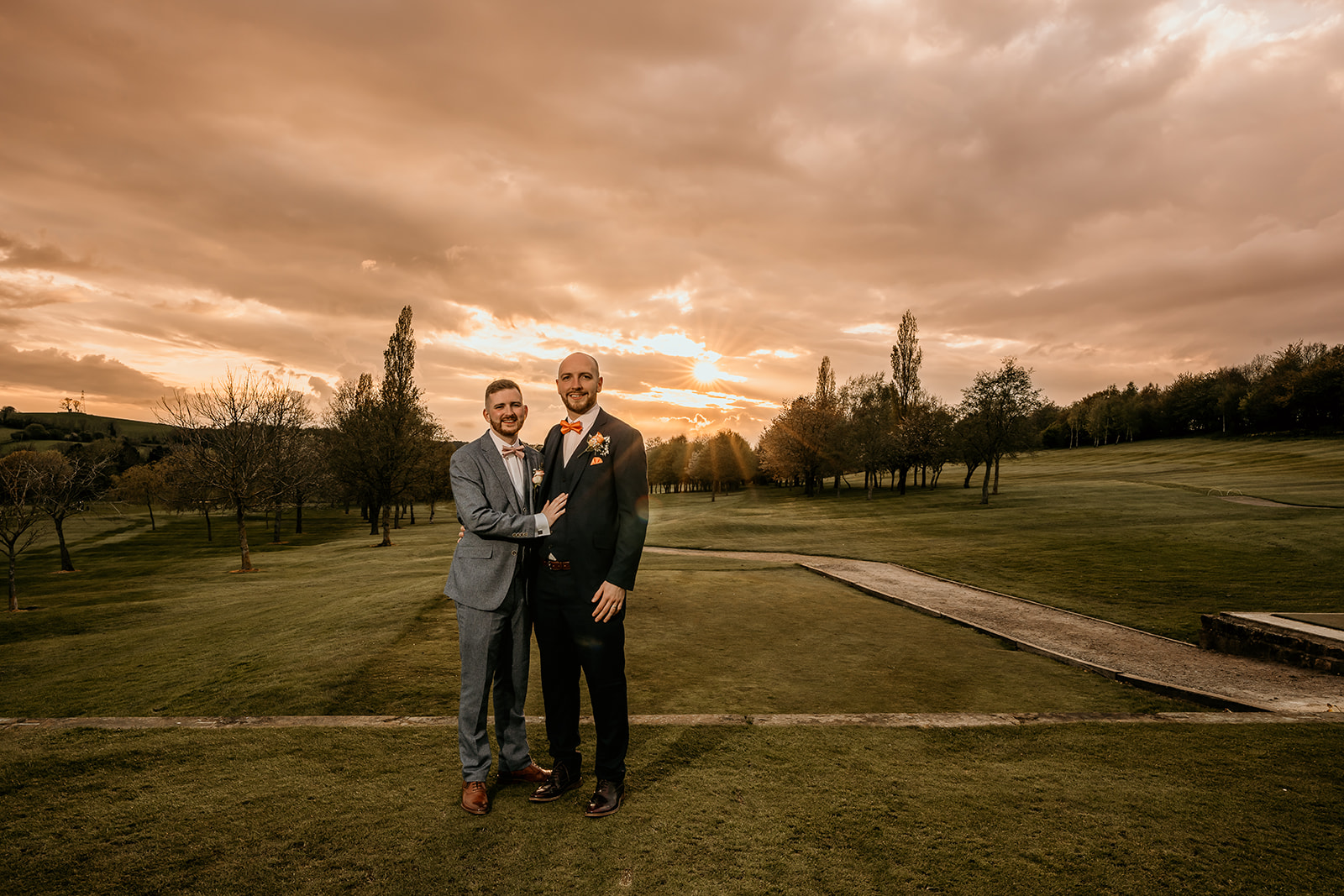 Groom and Groom sunset picture