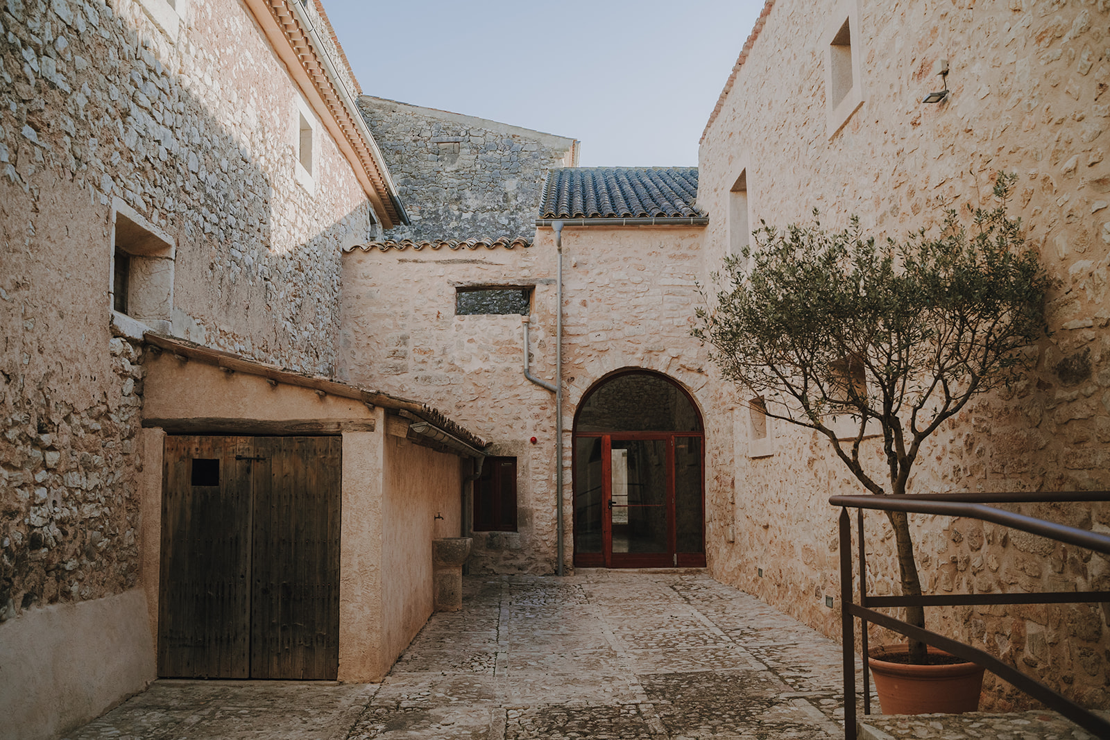 Innenhof der Finca Morneta auf Mallorca