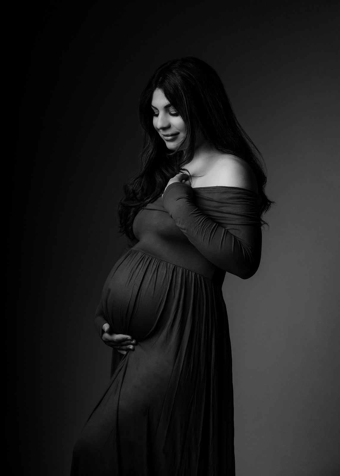 sort hvid billede af gravid