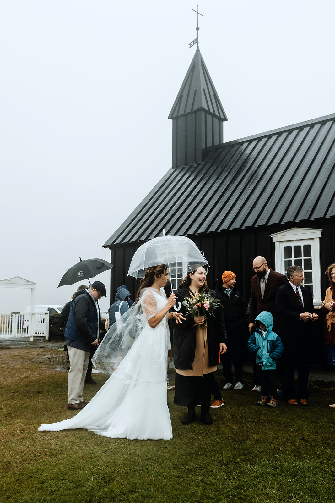 luxury picnic for an elopement in Iceland