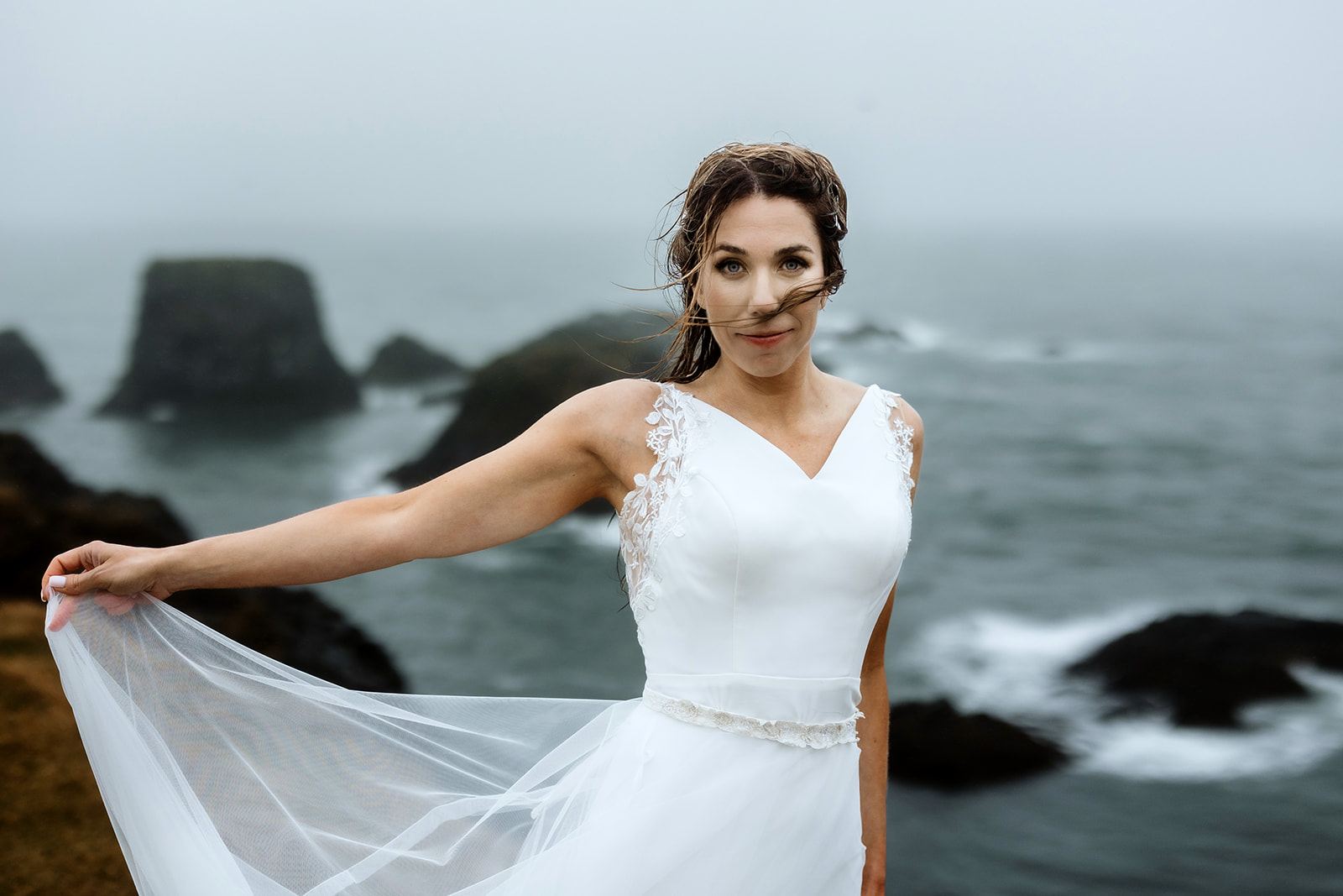 Bridal portrait in Iceland