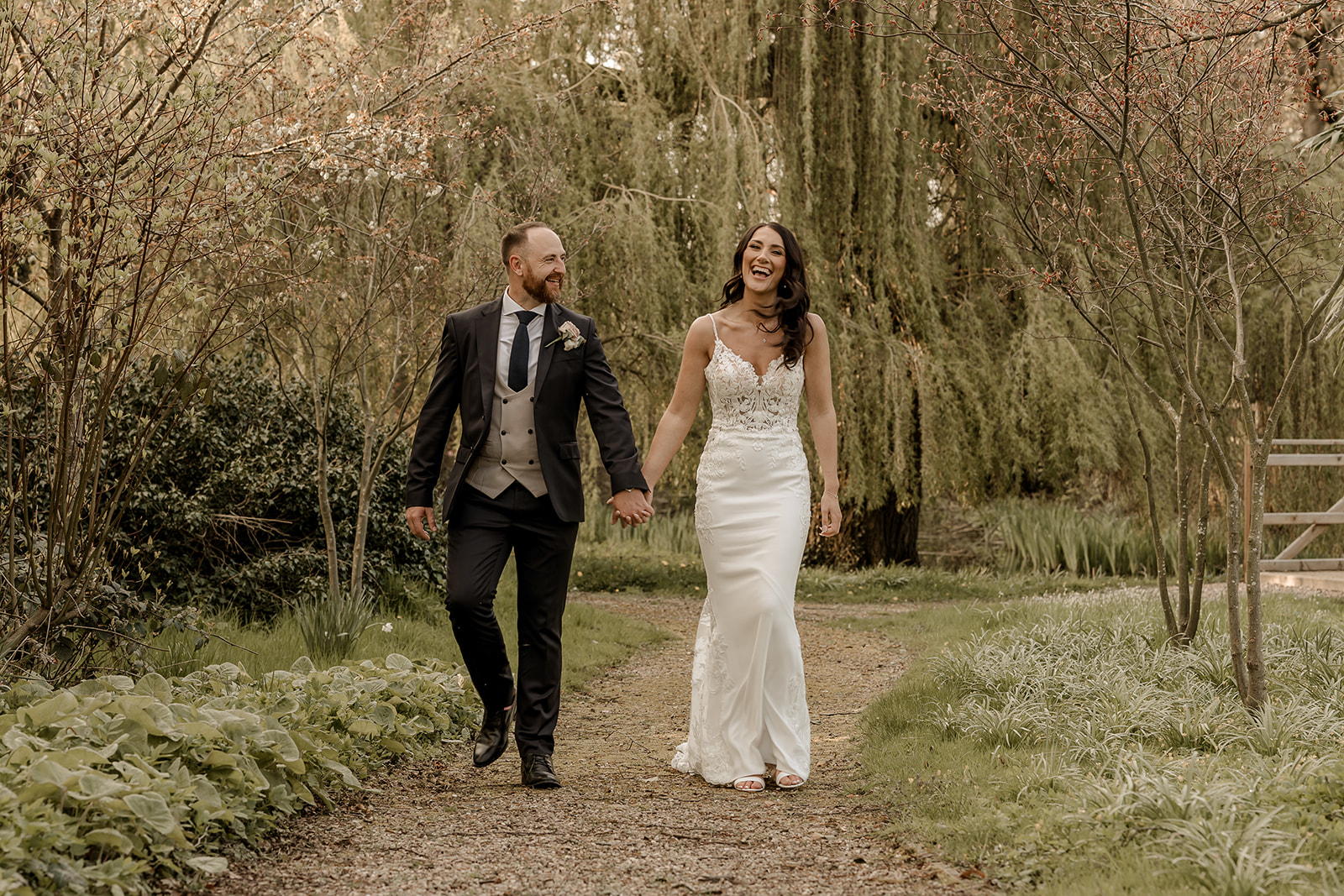 bride and groom at hodsock priory