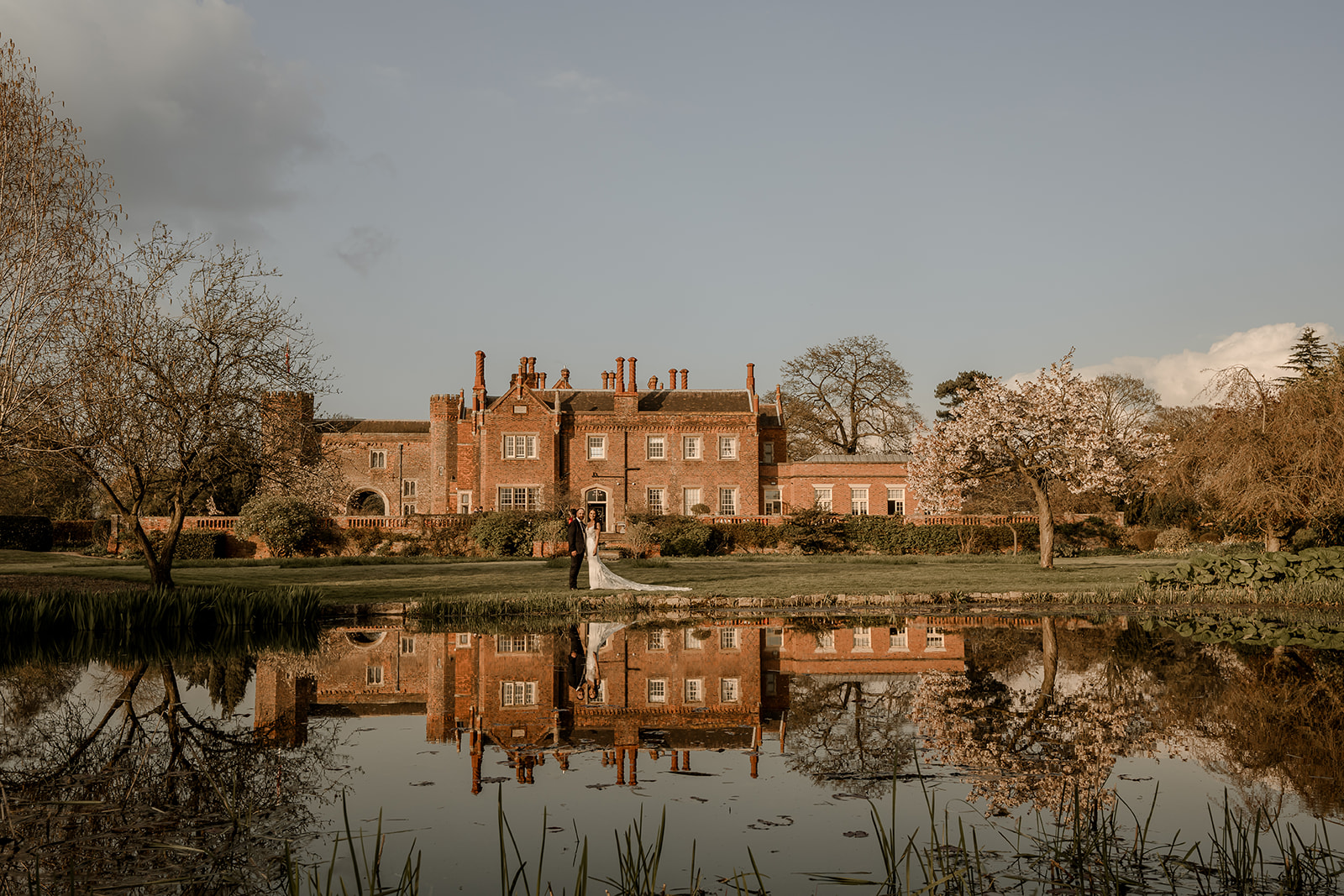 hodsock priory wedding picture