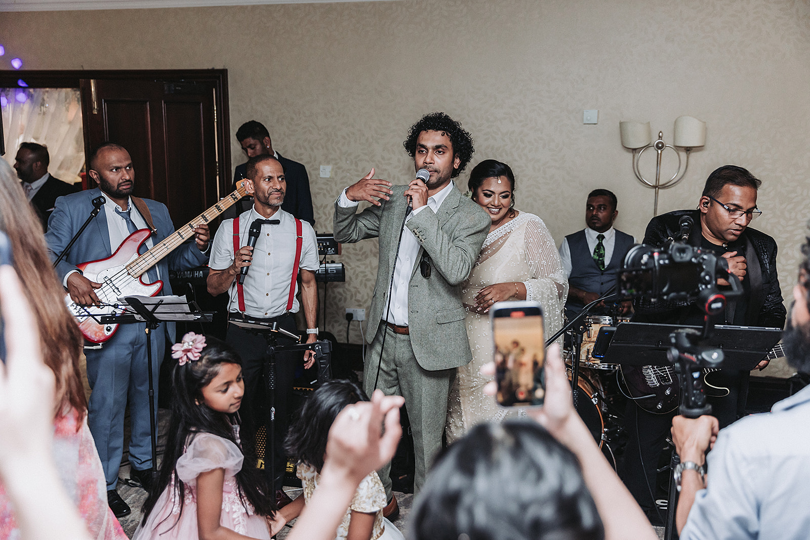 groom performing at Sri Lankan wedding