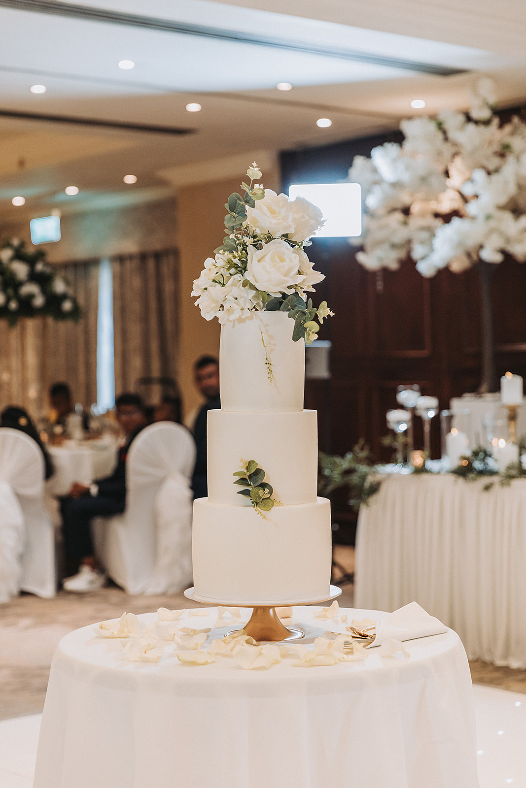 wedding cake and decor and floral arrangements in Manchester