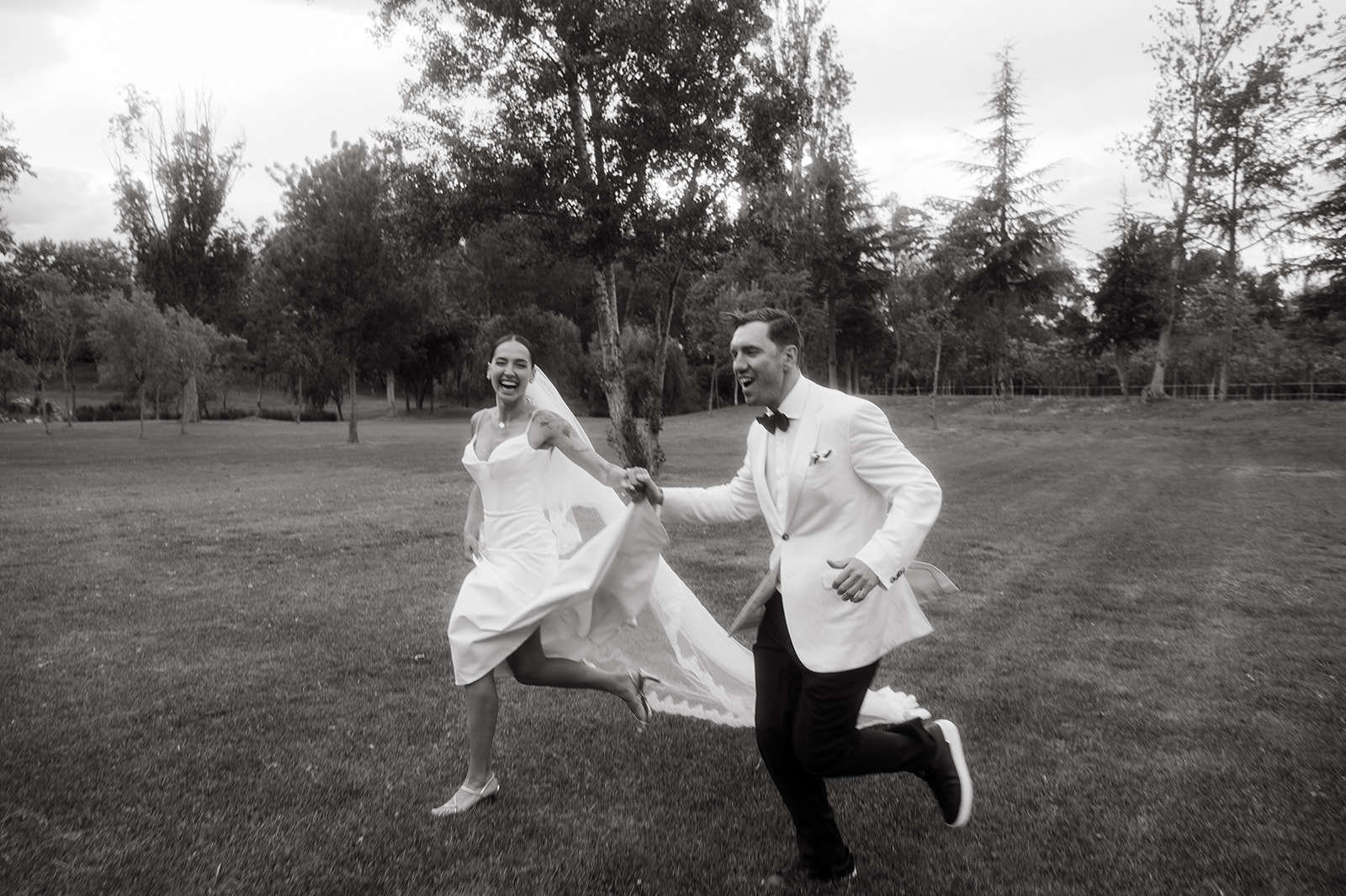 stylish wedding couple shoot ideas 