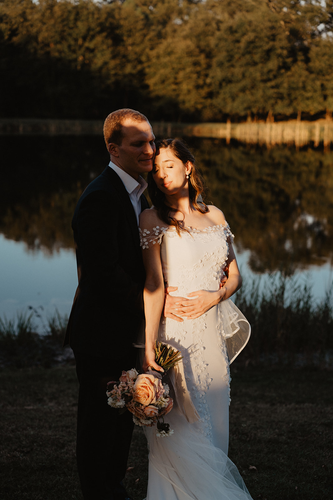French wedding photos and video duo Bordeaux couple session