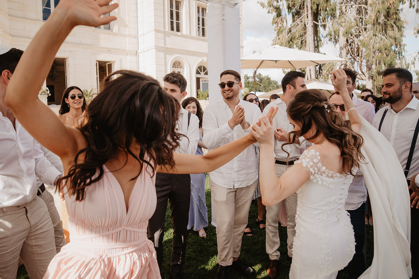 French wedding photos and video duo Bordeaux