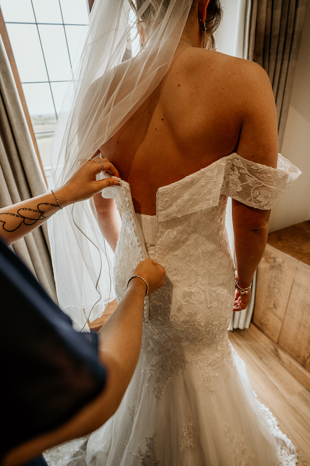 bride and wedding dress 