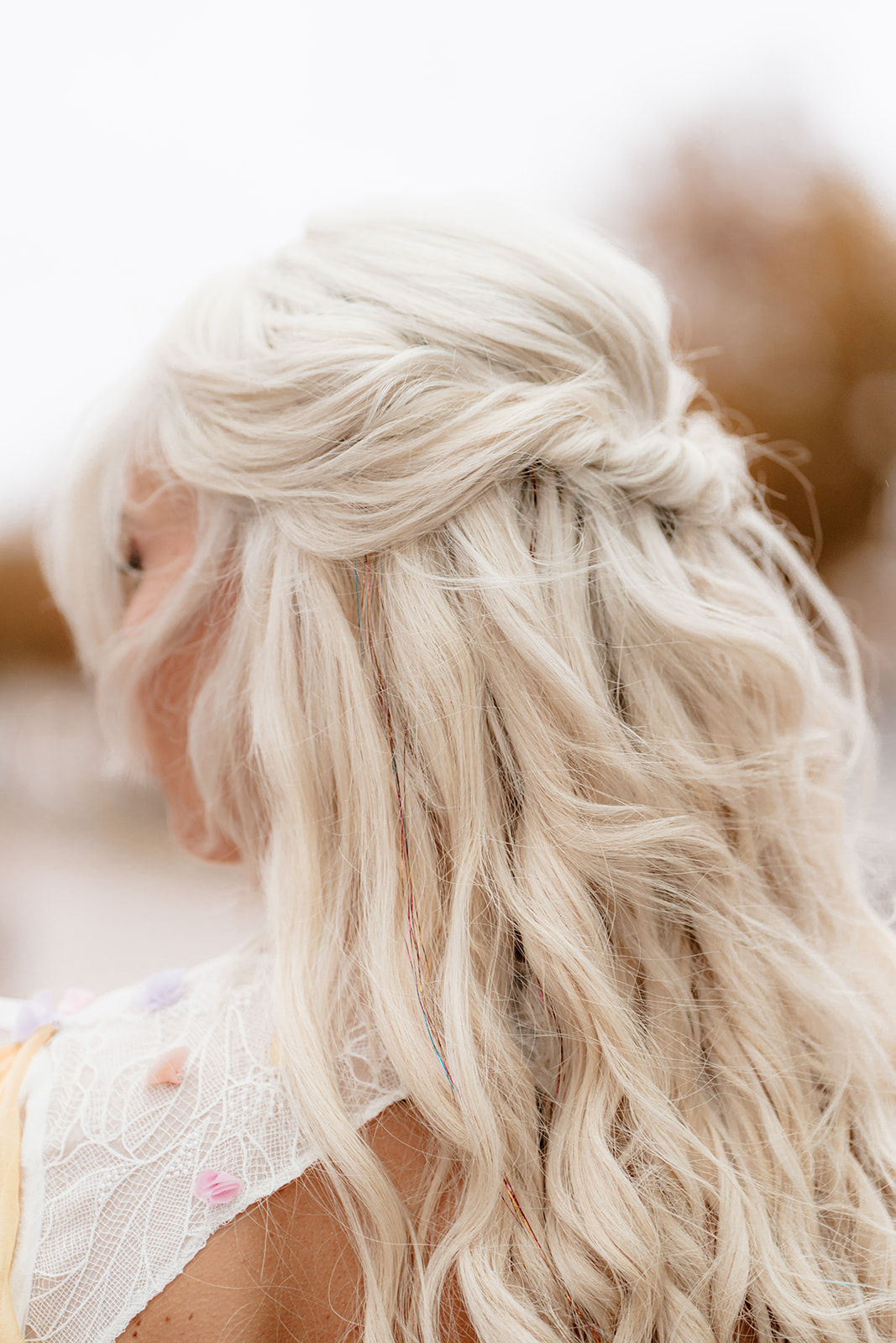 coiffure de mariée blond polaire
