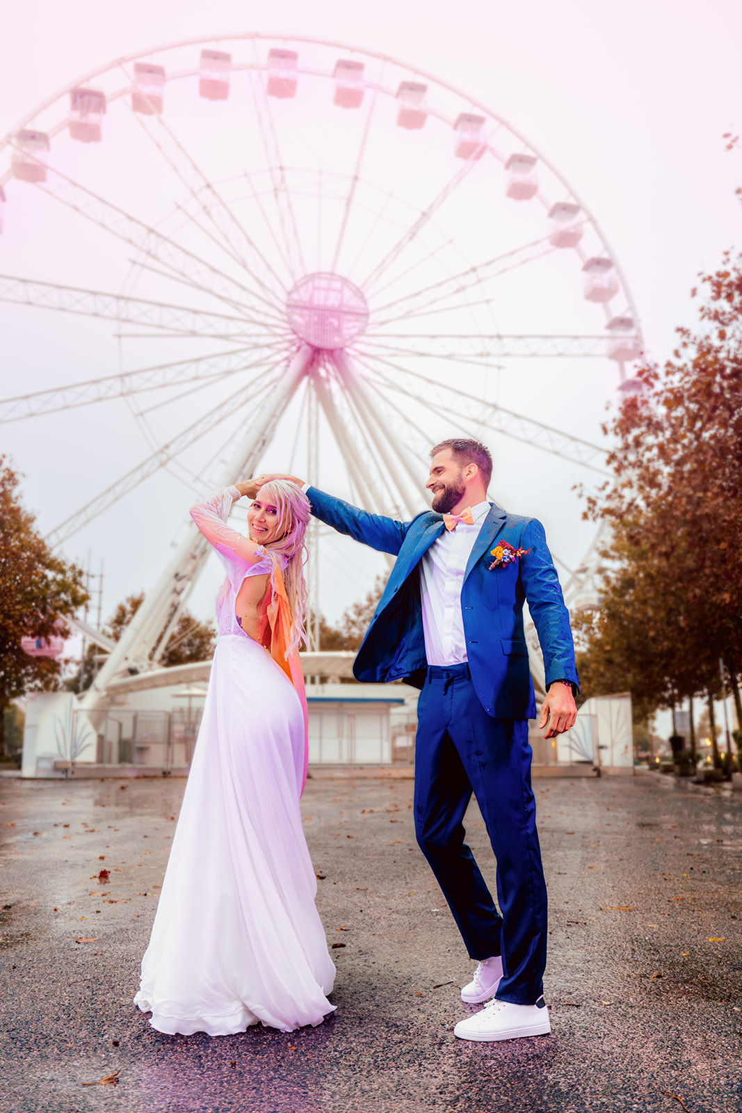 photo de mariage coloré en ville, la rochelle