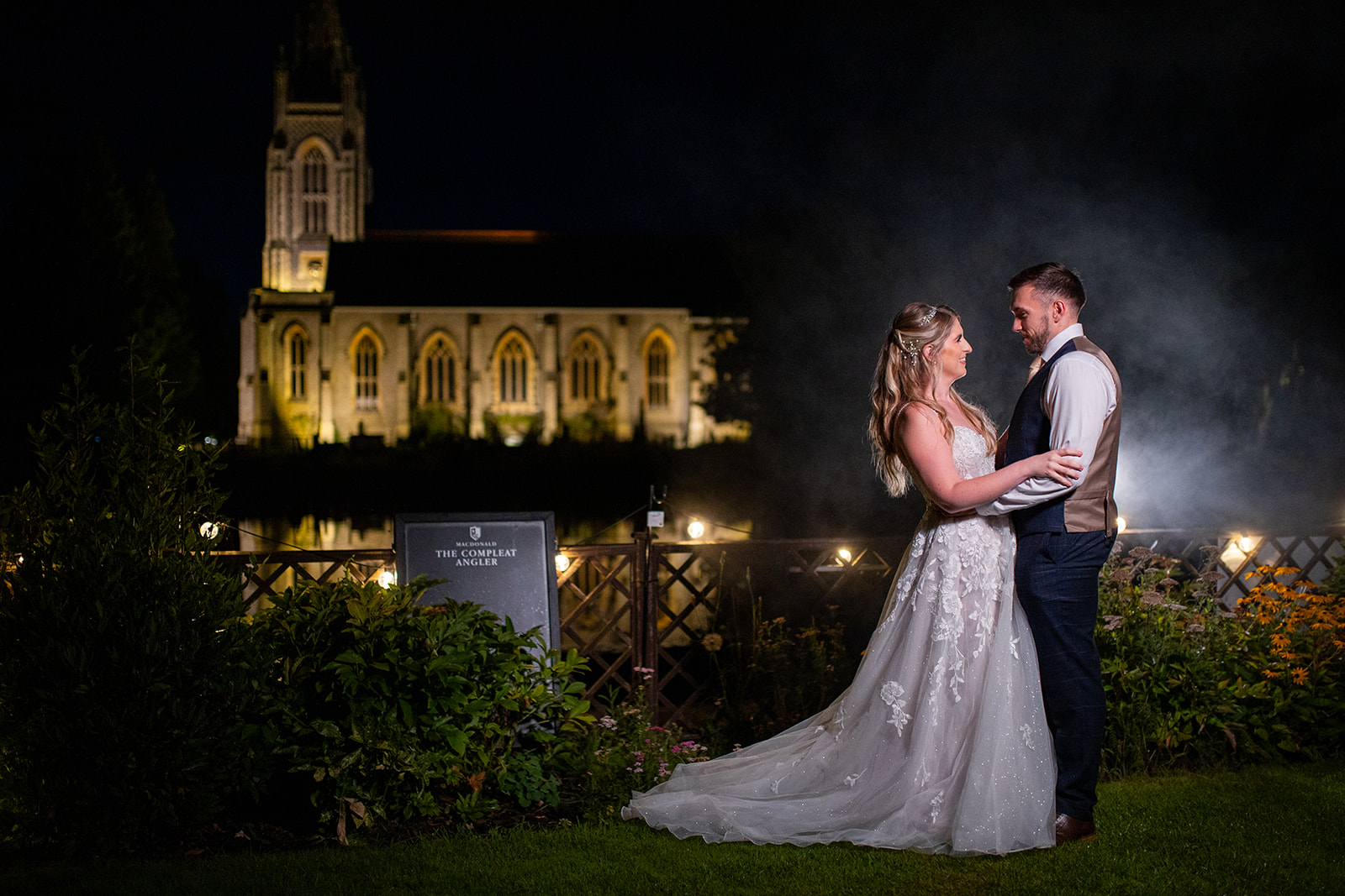 wedding couple portrait at the compleat angler