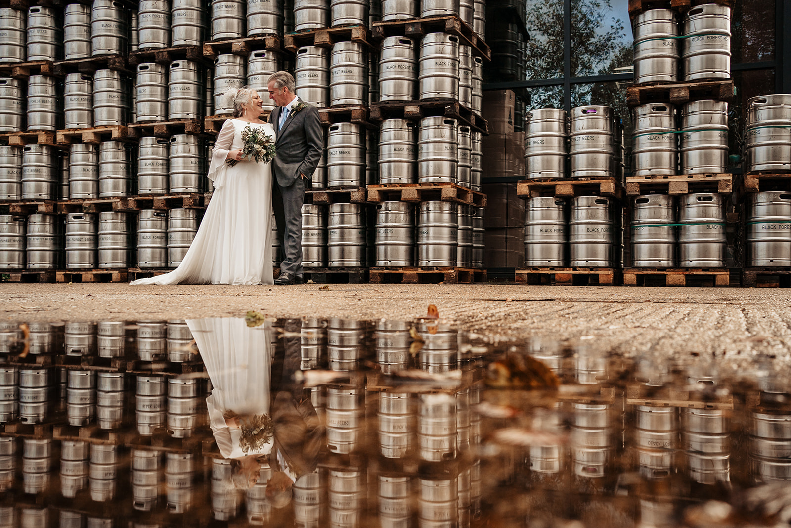 bride and groom wedding Sandwell brewery