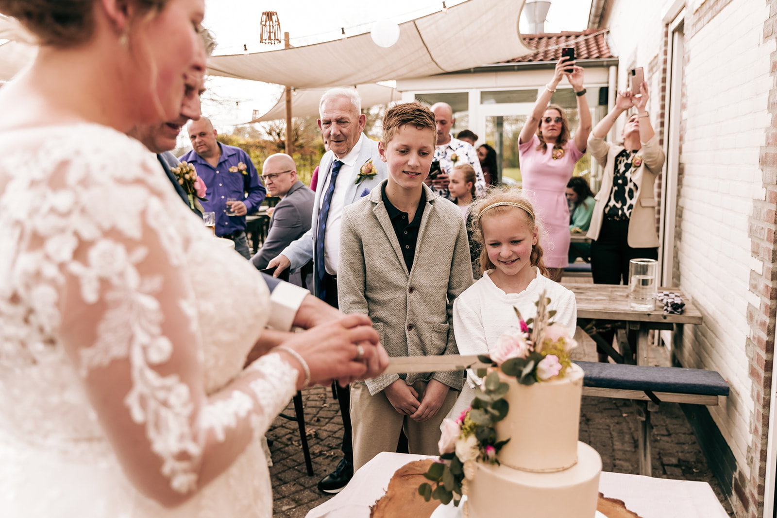 Trouwen-oirschot-spoordonk-eindhoven-golfbaan-bruiloft-trouwreportage-bruidtaart