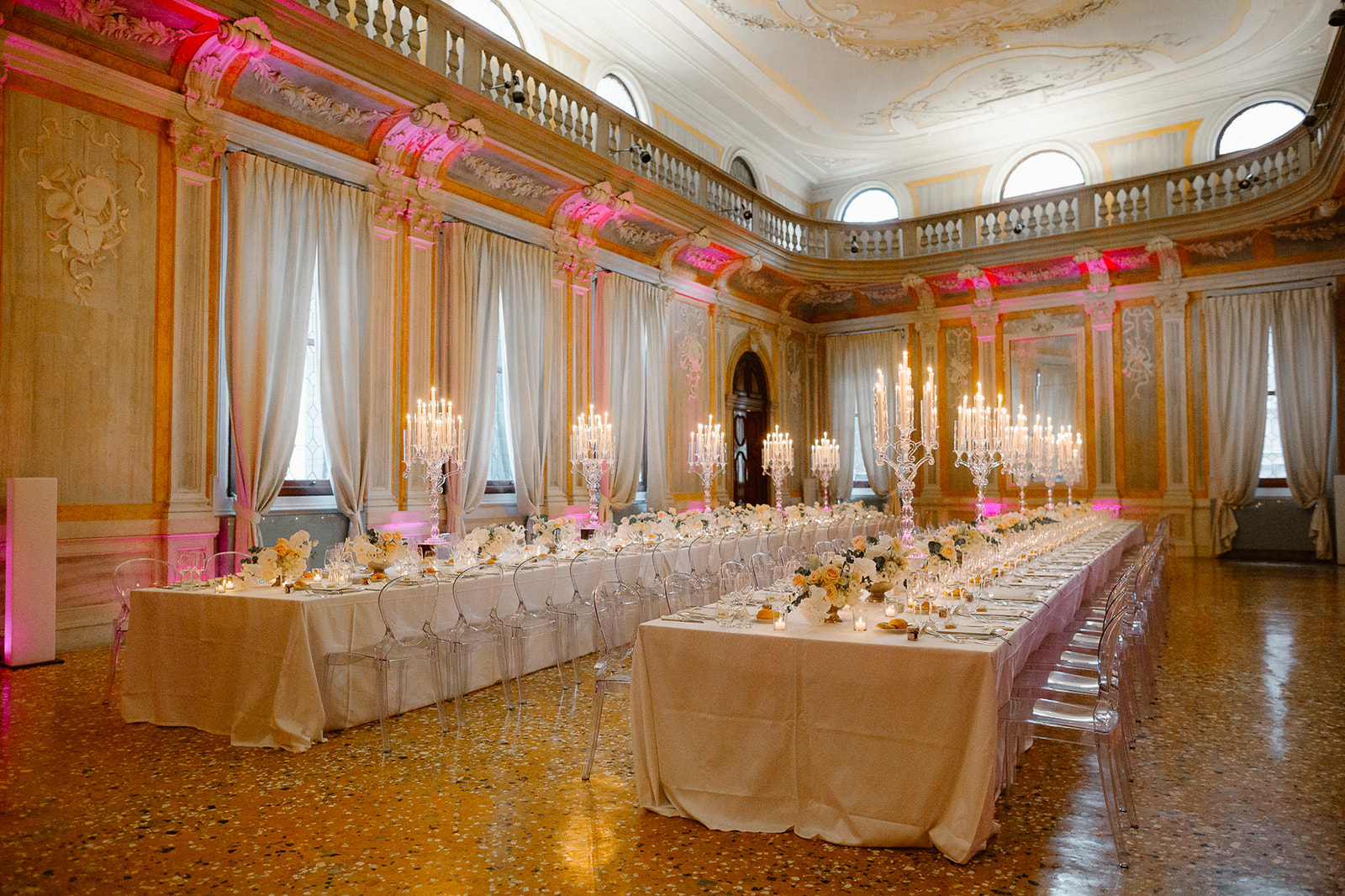 Wedding Imperial tables at Hotel Monaco Grand Canal