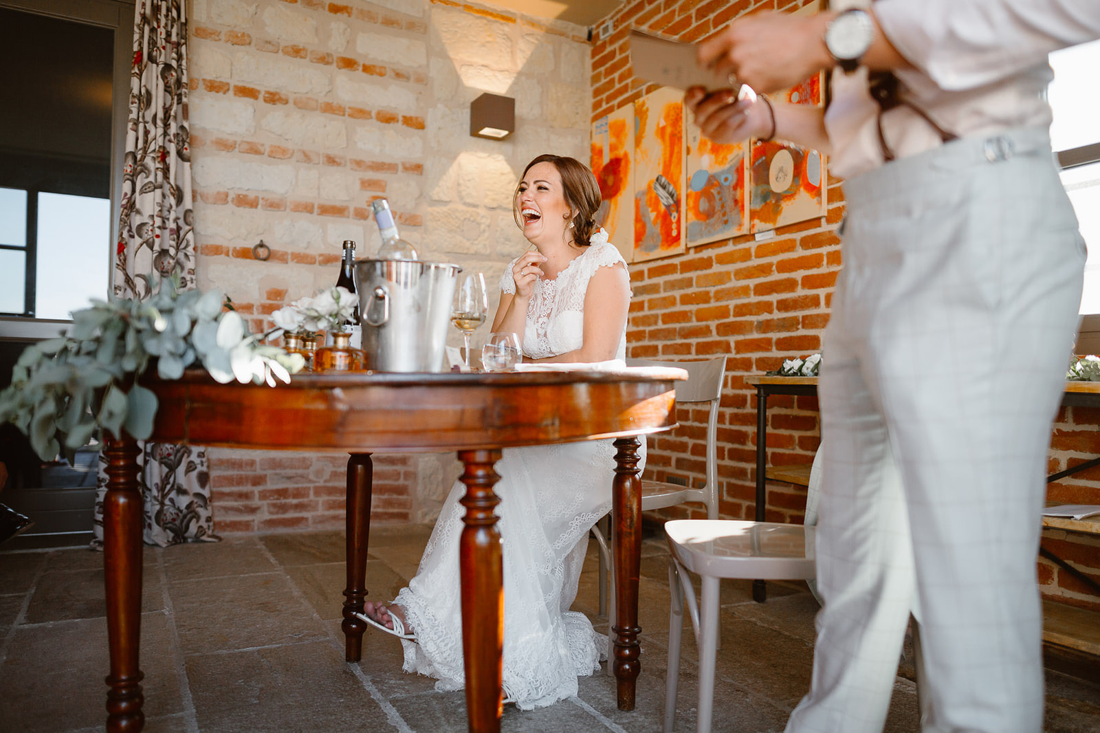 bride laughing during her Italian wedding in Piedmont
