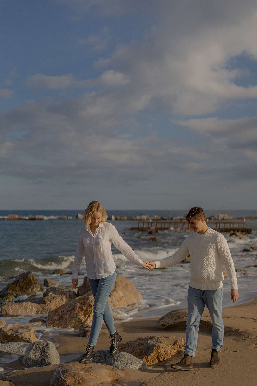 Couple Photoshoot on the beach of Barcelona