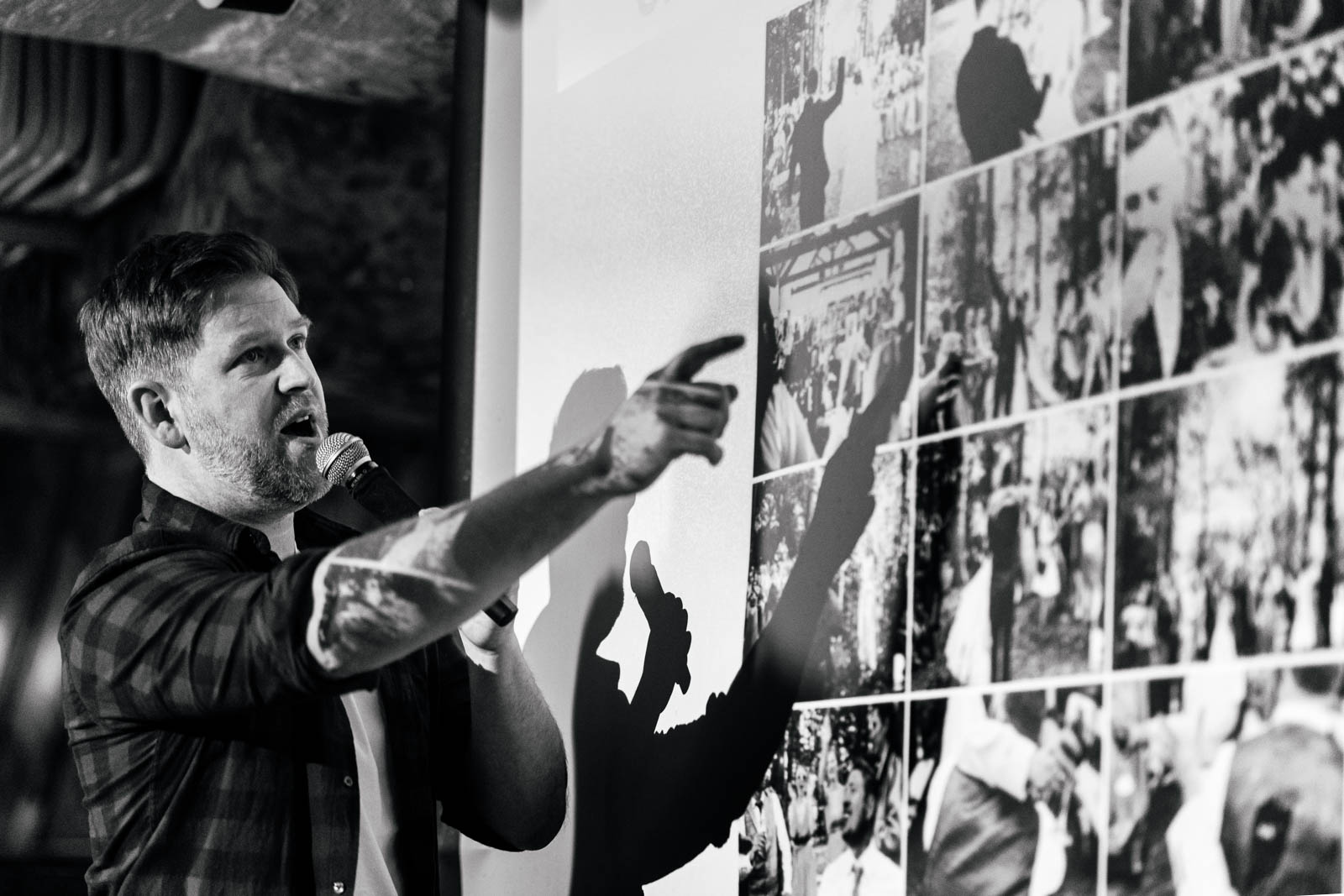 photo of me talking at nine dots conference