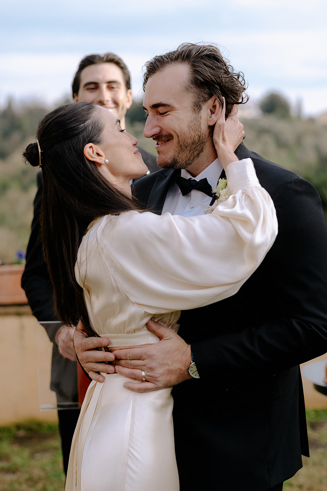 Intimate Winter Wedding in Florence photography outdoor ceremony portrait