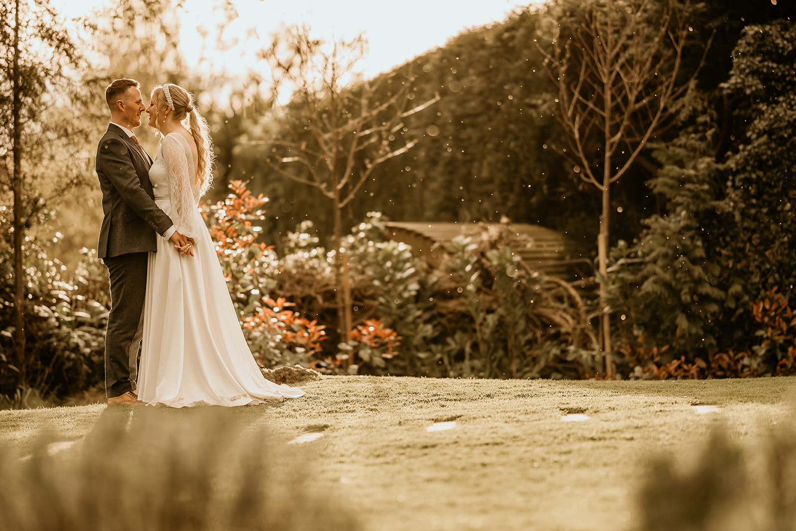 golden hour wedding pictures at the old vicarage boutique